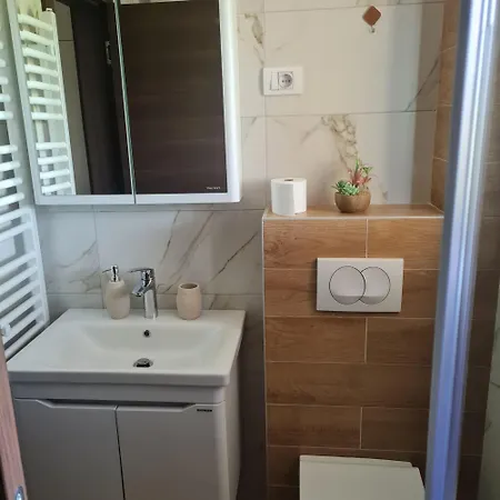 Gorska Oaza 1 Apartment *