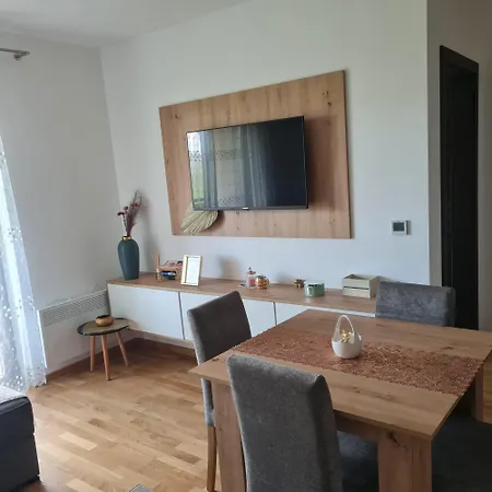 Lägenhet Gorska Oaza 1